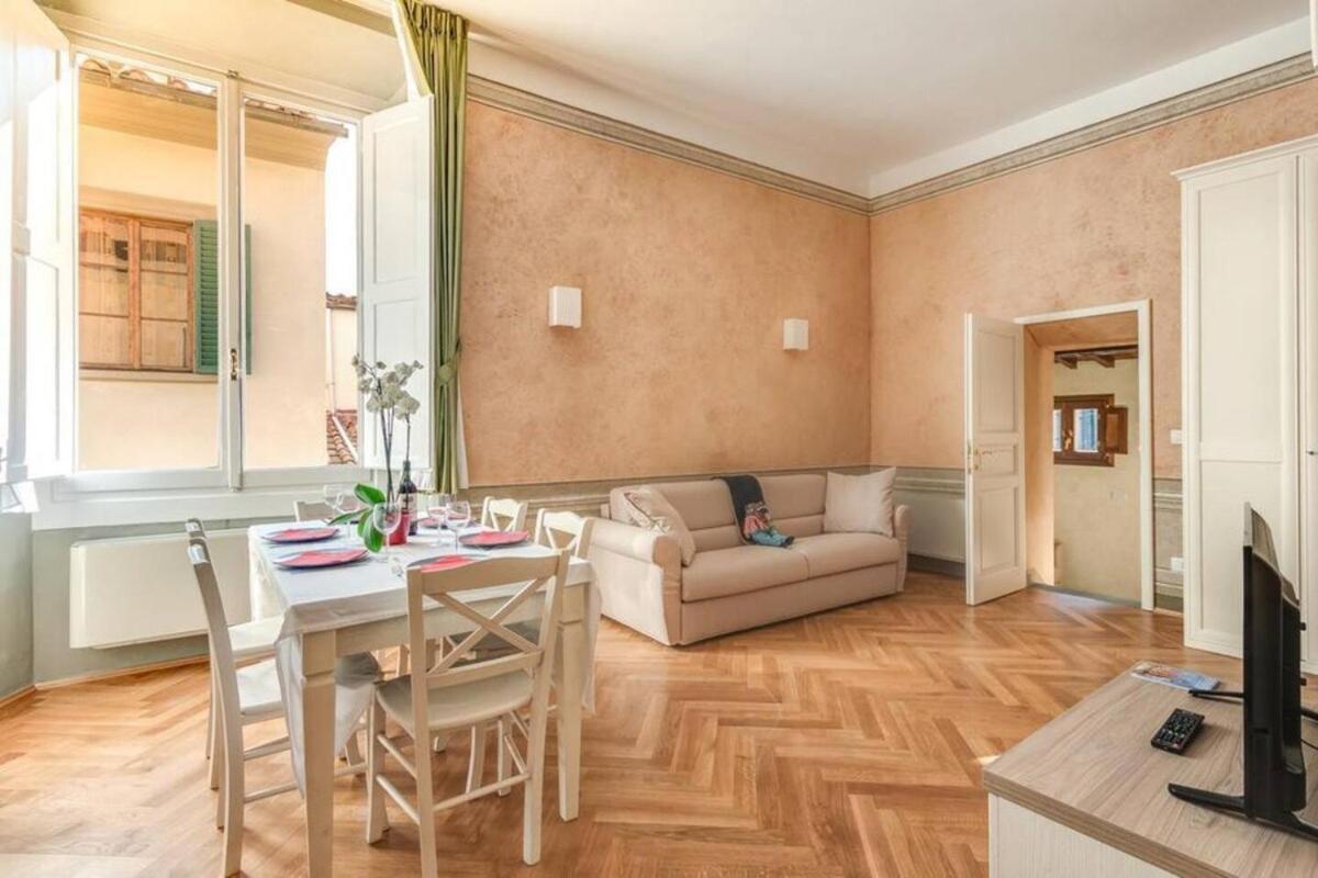 Albizi Leonardo 309 Firenze