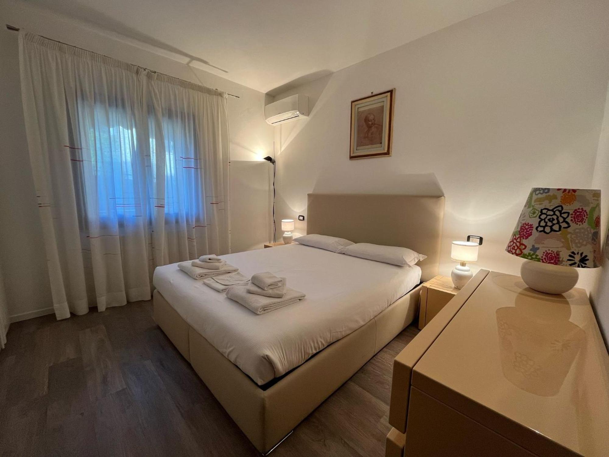 San Gaggio With Patio *