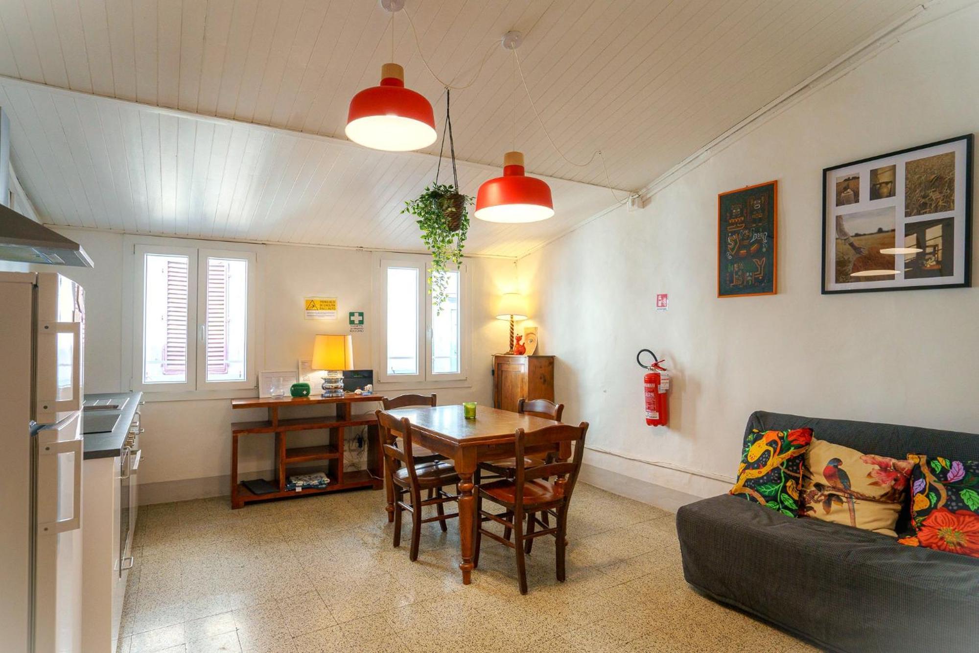Apartment Lovely & Charming 1br- 7 Min Walk By The Duomo *