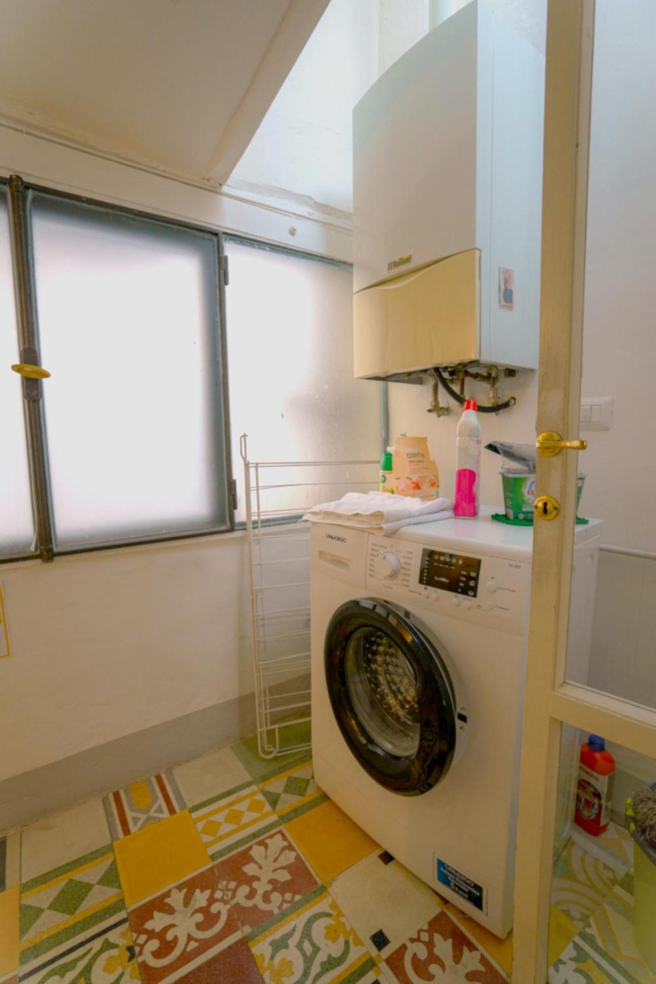 Lovely & Charming 1br- 7 Min Walk By The Duomo Apartment