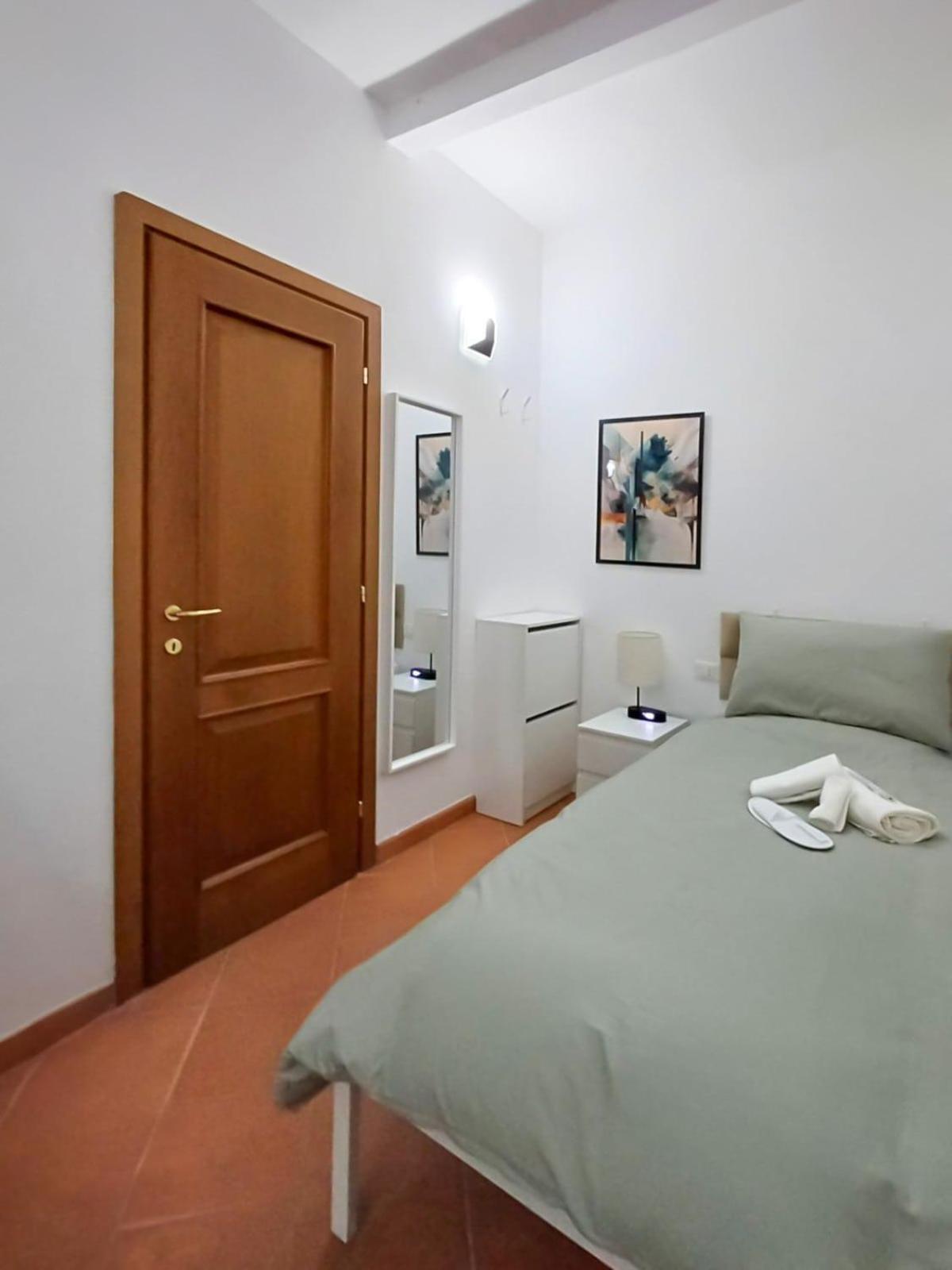 Comodo Con 2 Giardini E Vasca Idromassaggio Appartement *