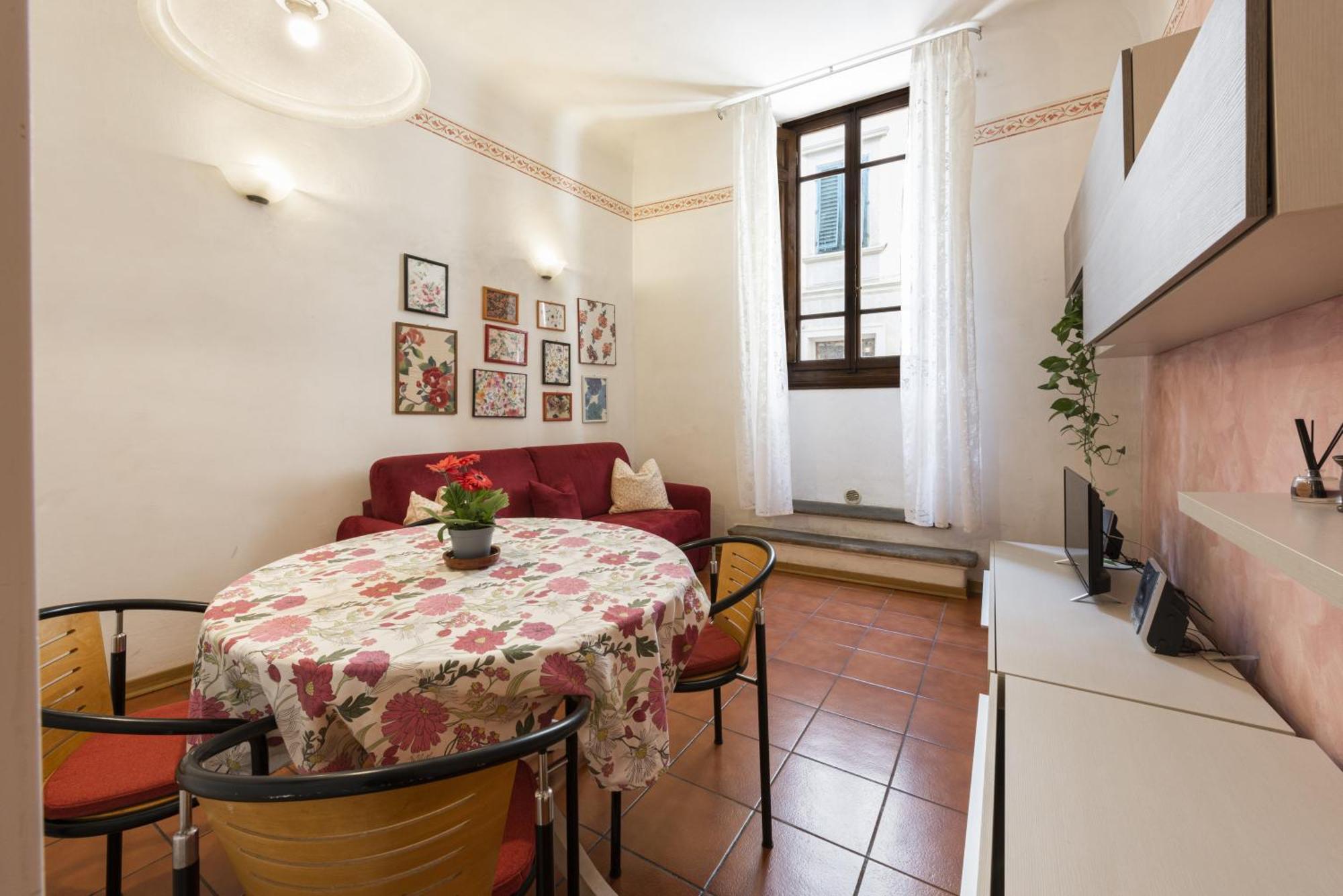 Grazioso In Oltrarno A