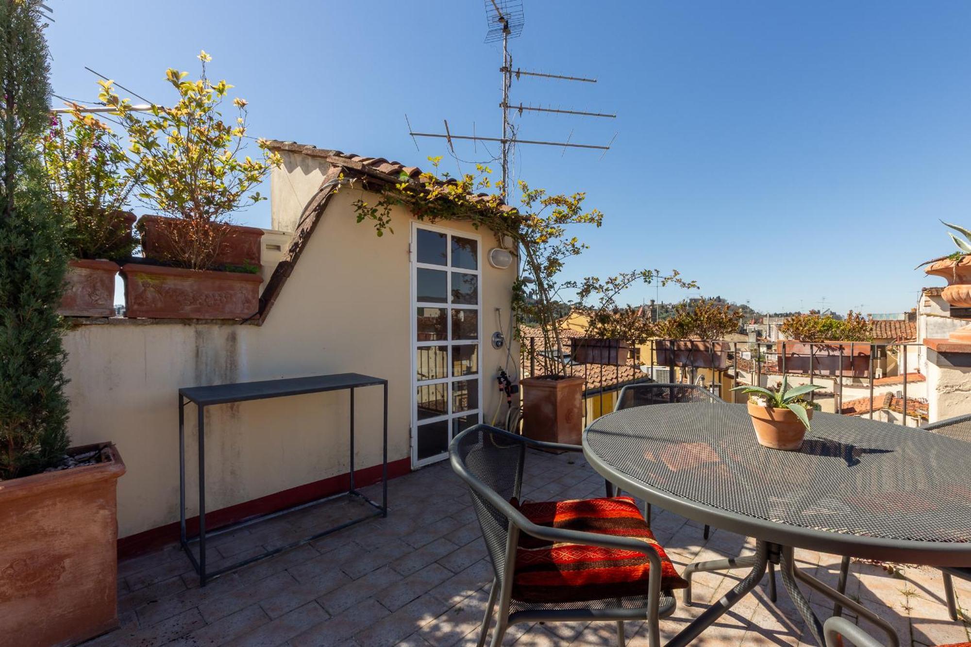 Apartment Borgo Tegolaio Terrace Florence