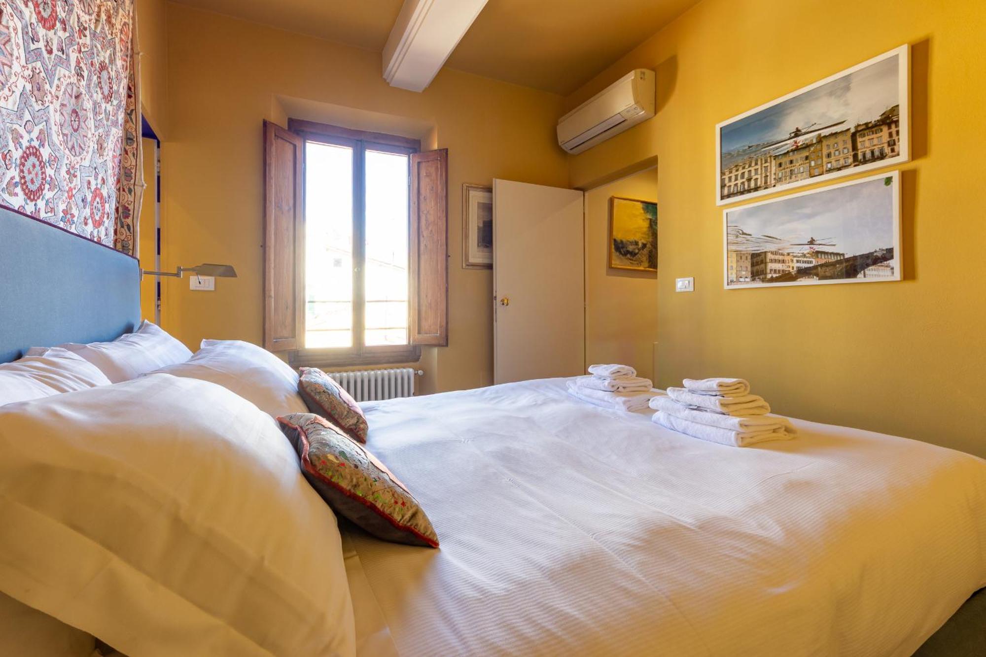 Borgo Tegolaio Terrace Apartment