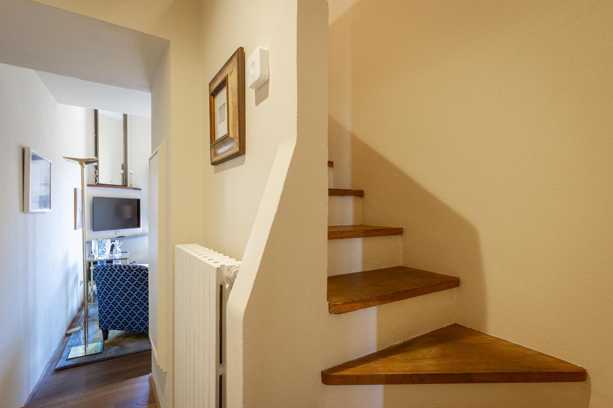 Apartment Borgo Tegolaio Terrace Florence