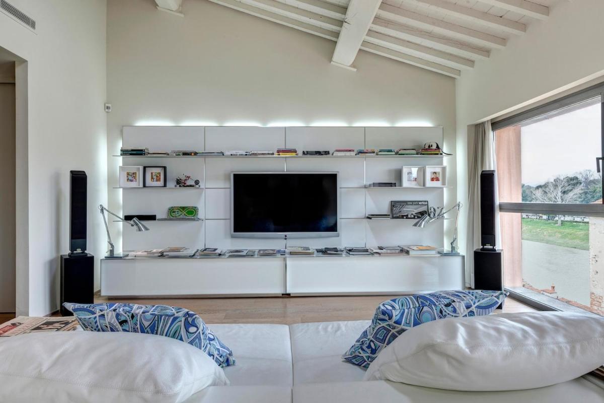 Loft On The River *