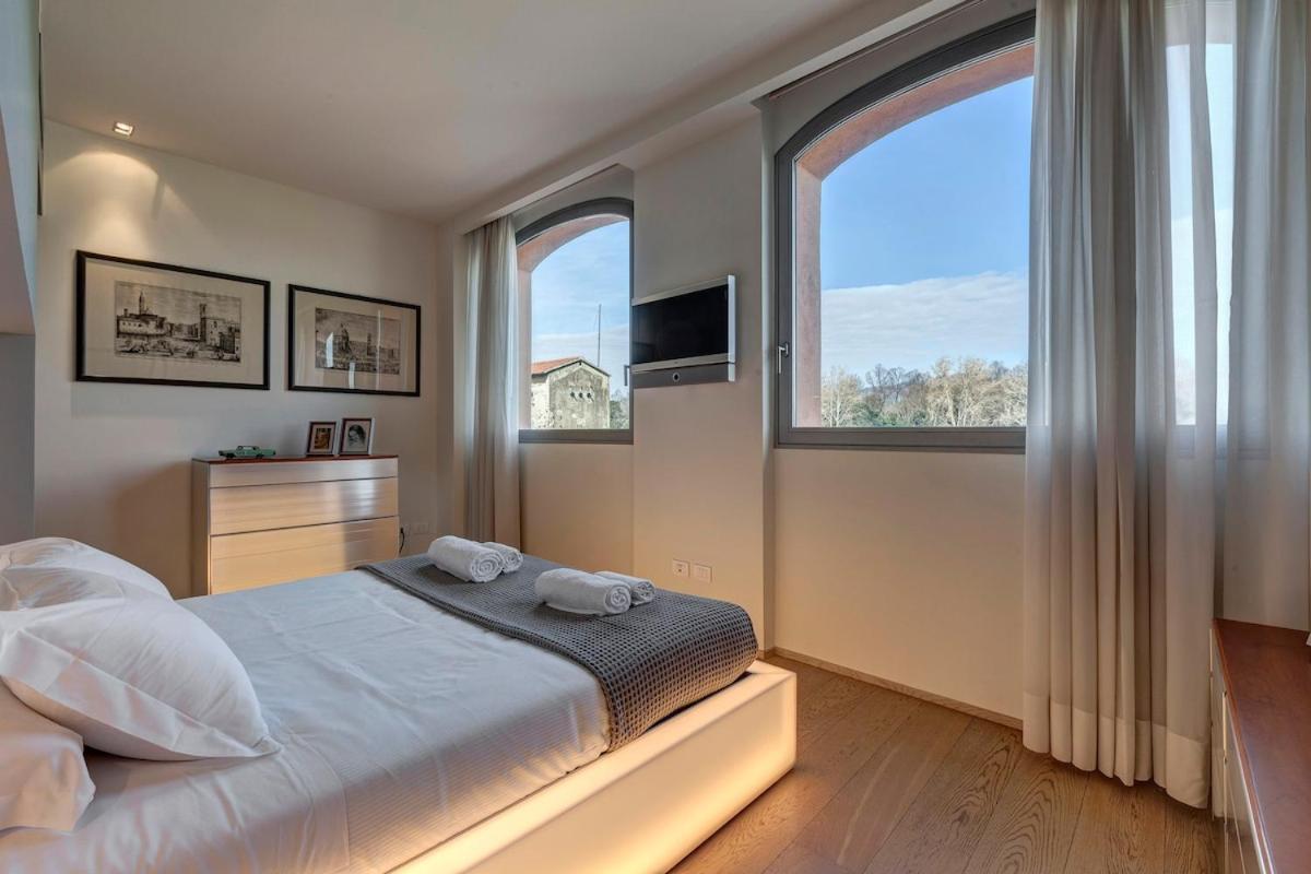 Loft On The River * Florence