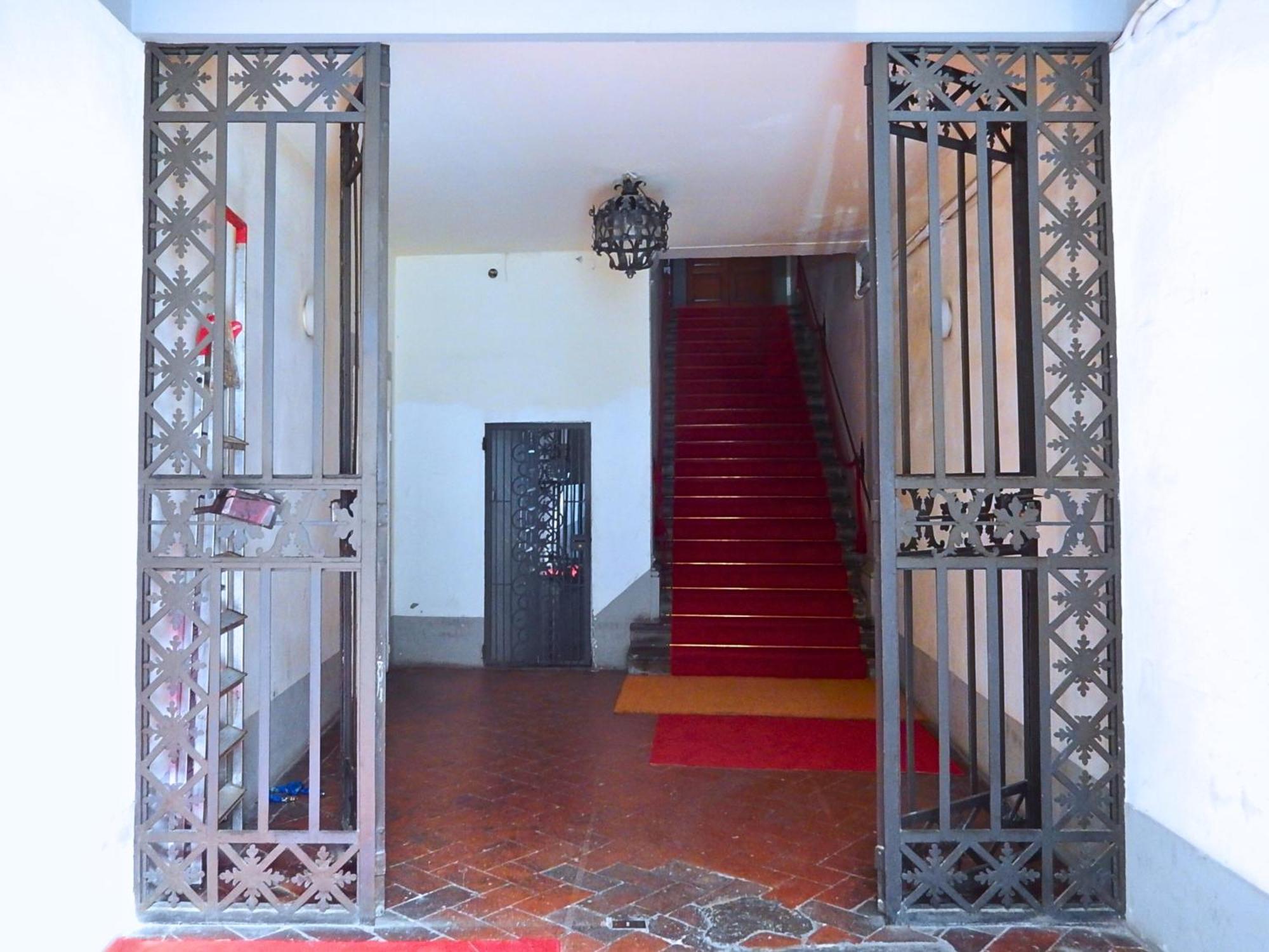 Very Special+views In Front Of Pitti Palace&garden