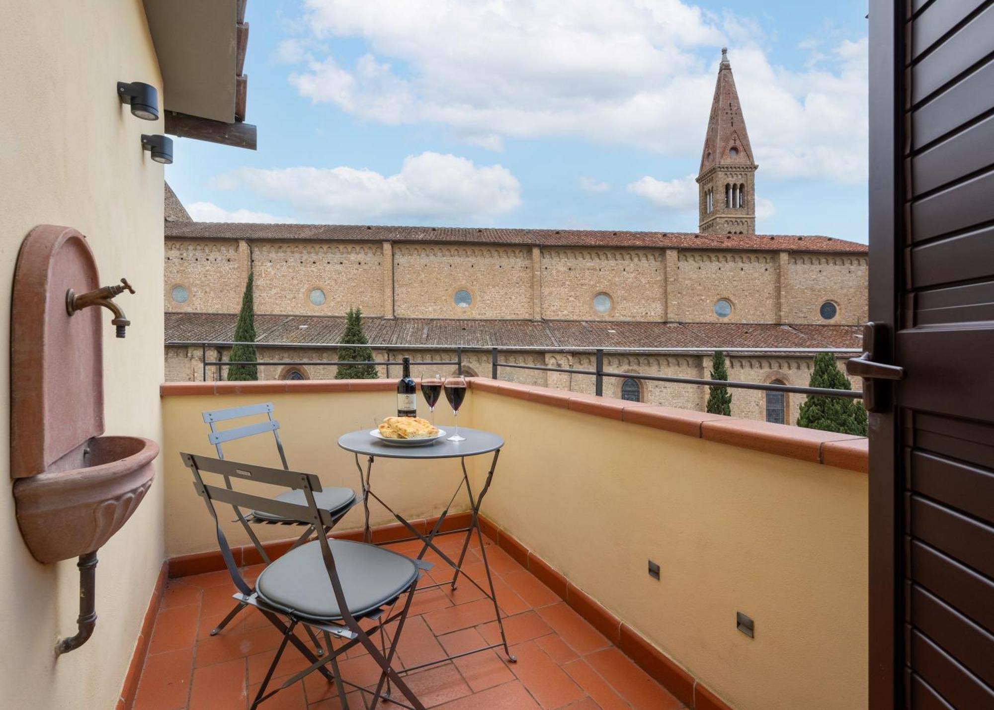 Via Avelli, 4 - Charming - Attico Al 5to Piano Senza Ascensore Vicino Stazione Con Terrazza Con Vista Santa Maria Novella Apartment