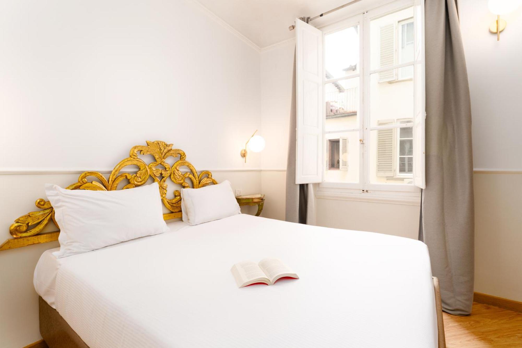 Guest house Residenza Conte Di Cavour & Rooftop 2*