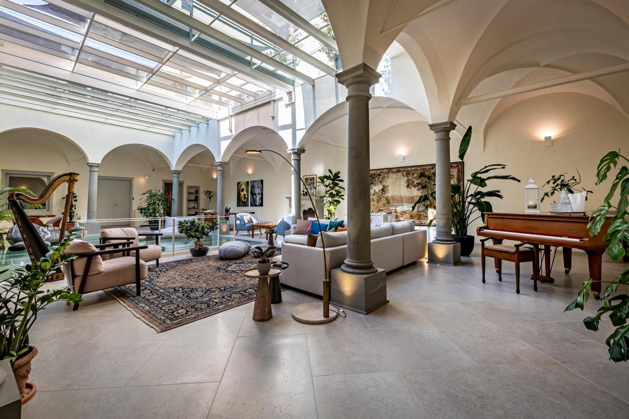 Dimora Collection - Le Corti - Boutique Luxury In A Restored 13th Century Convent, With Sauna And Gym (adults Only) Firenze