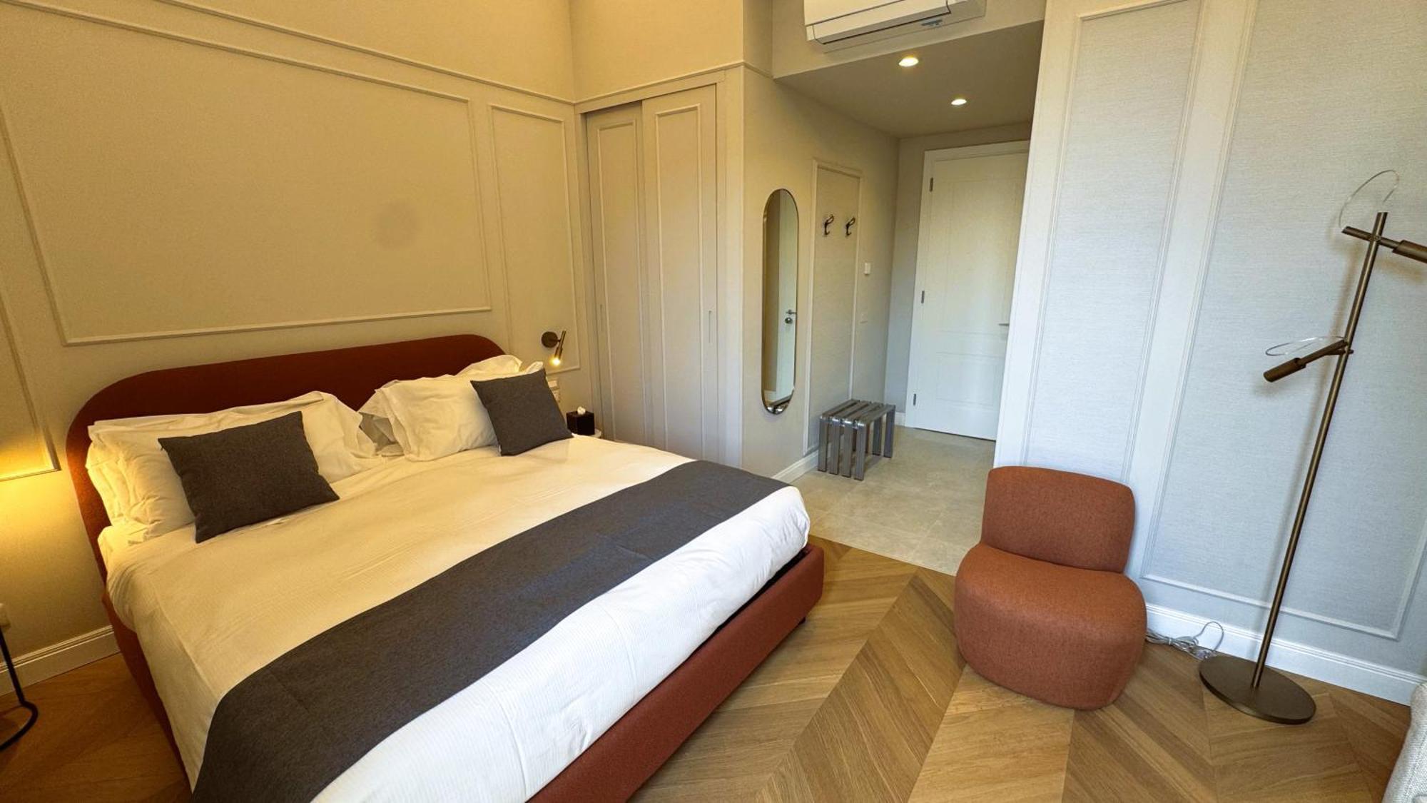 Dimora Collection - Le Logge - Historic Boutique Luxury