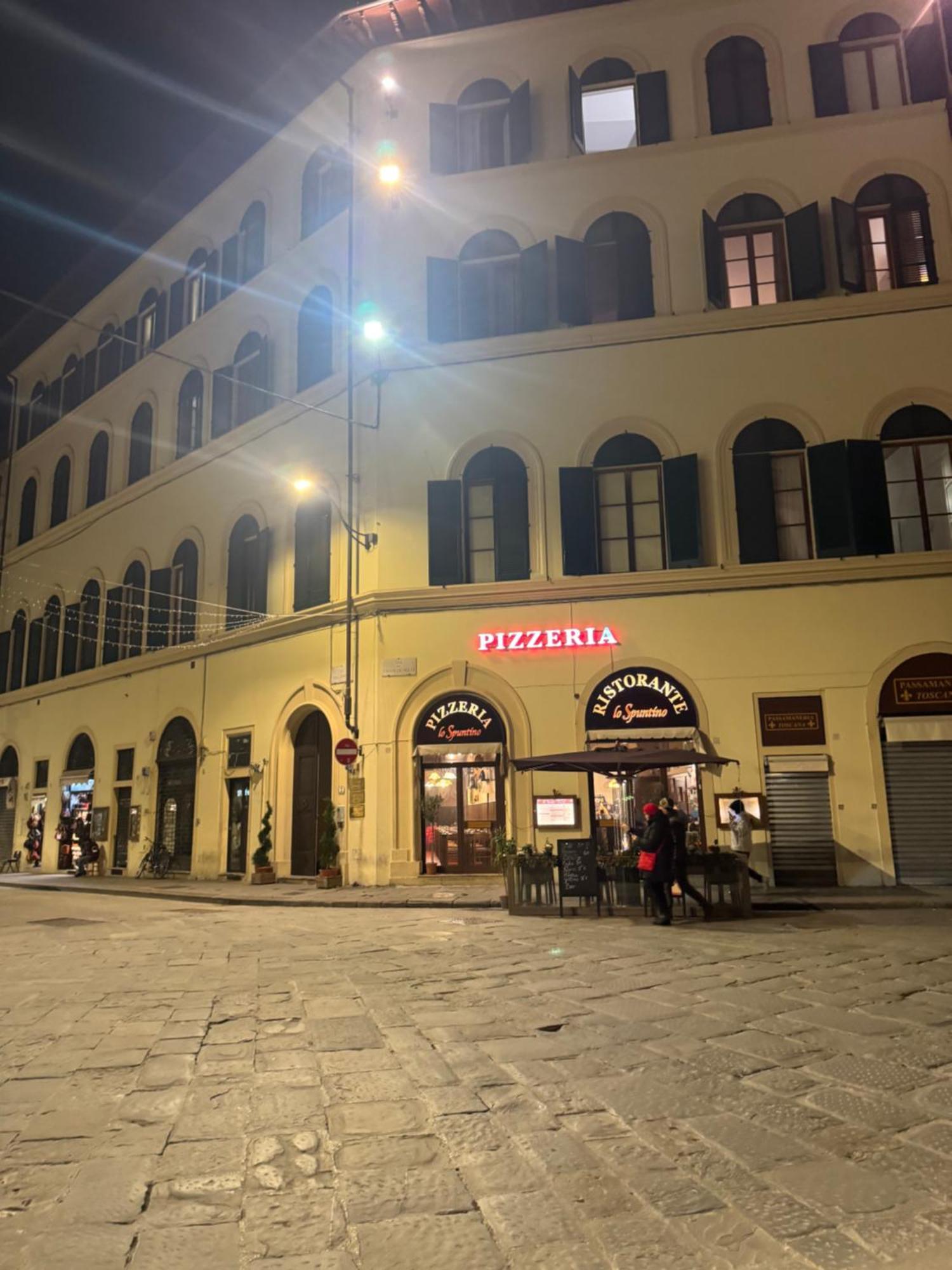 Emerald Palace Hostel Florence