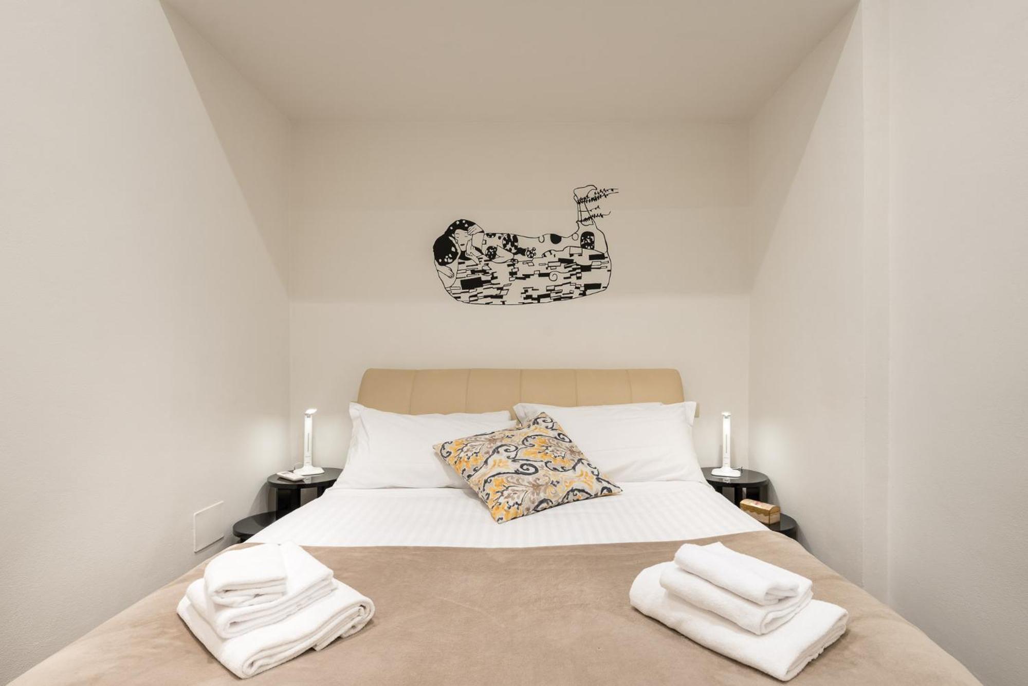 Apartment Art Gallery In