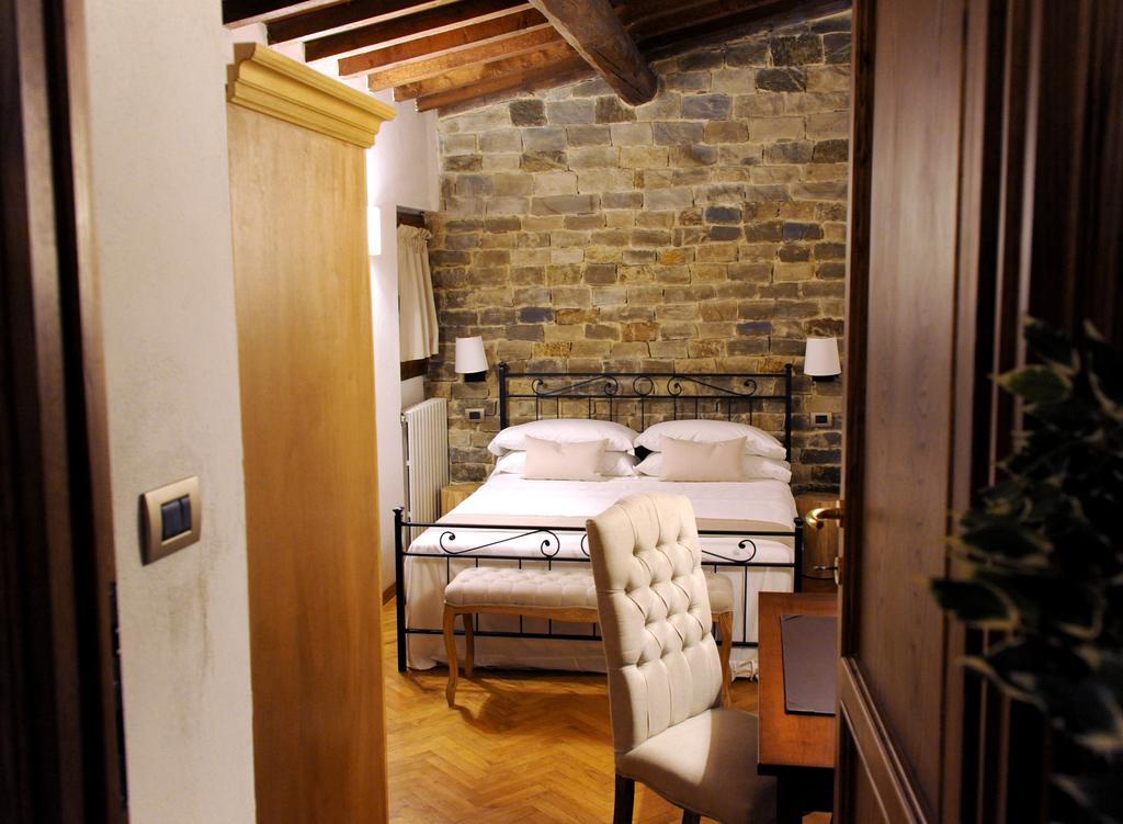 Aria Di Casa * Florence