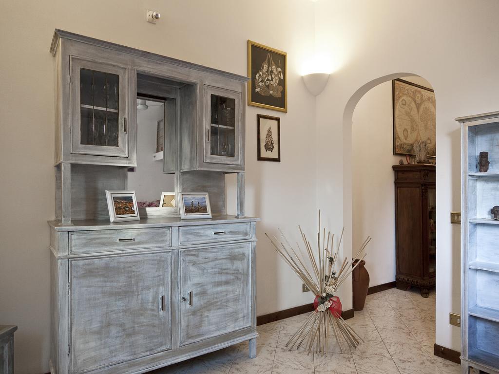Oltrarno Silvia Florence