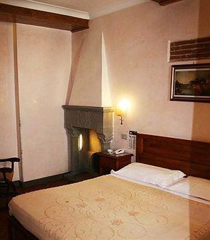 Lorena 2* Florence