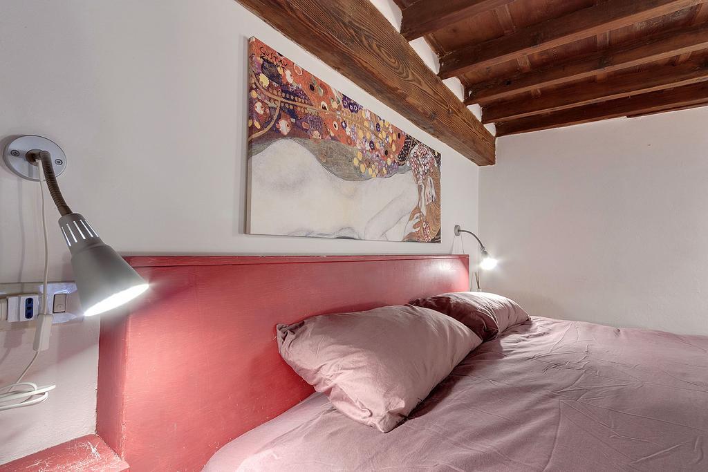 Ponte Vecchio Apartment *