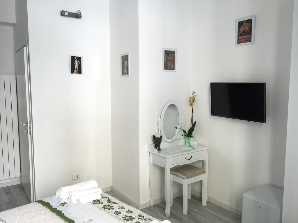 La Tana Dei Leoni Guest house *
