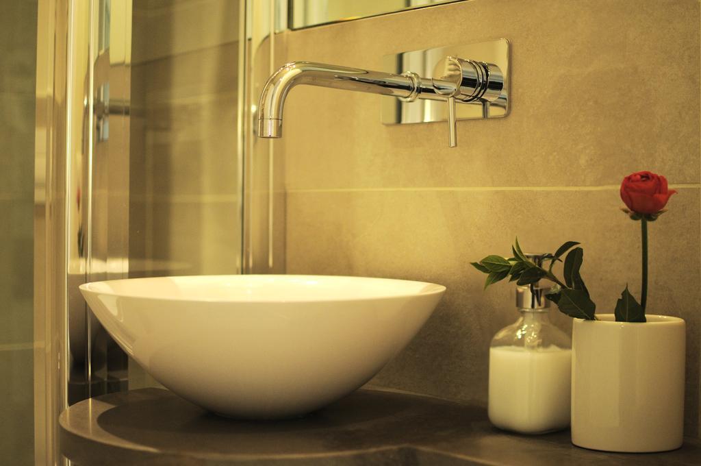 Isola D'arno Bed & Breakfast Florence