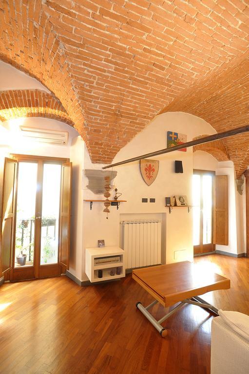 Merville House Apartment