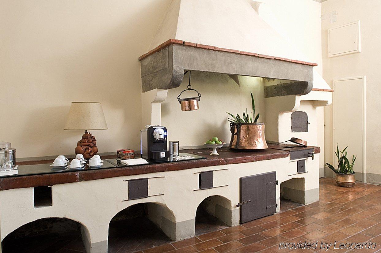 Palazzo Magnani Feroni, - Residenza D'epoca Hotel 3*