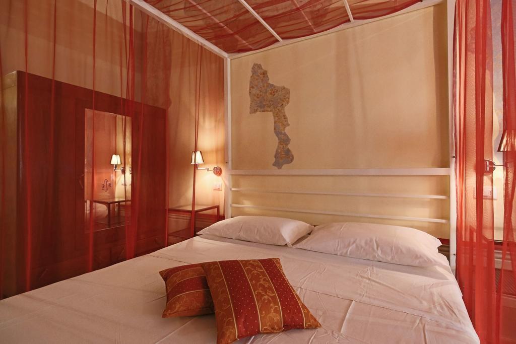 Uffizi Harmony Bed & Breakfast