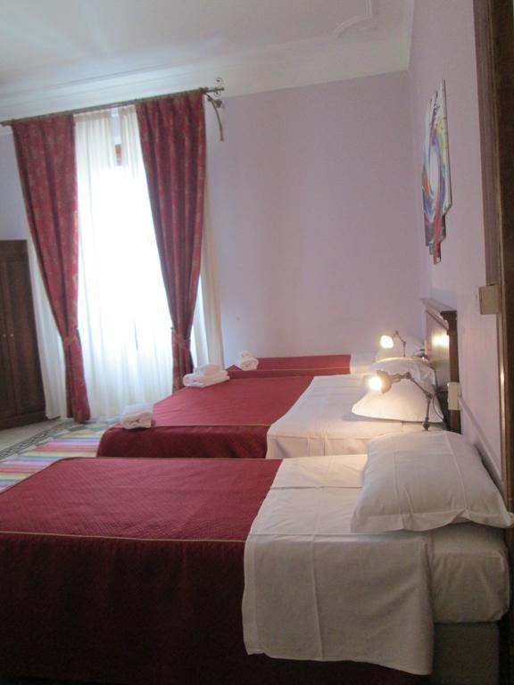 Astrid Hotel