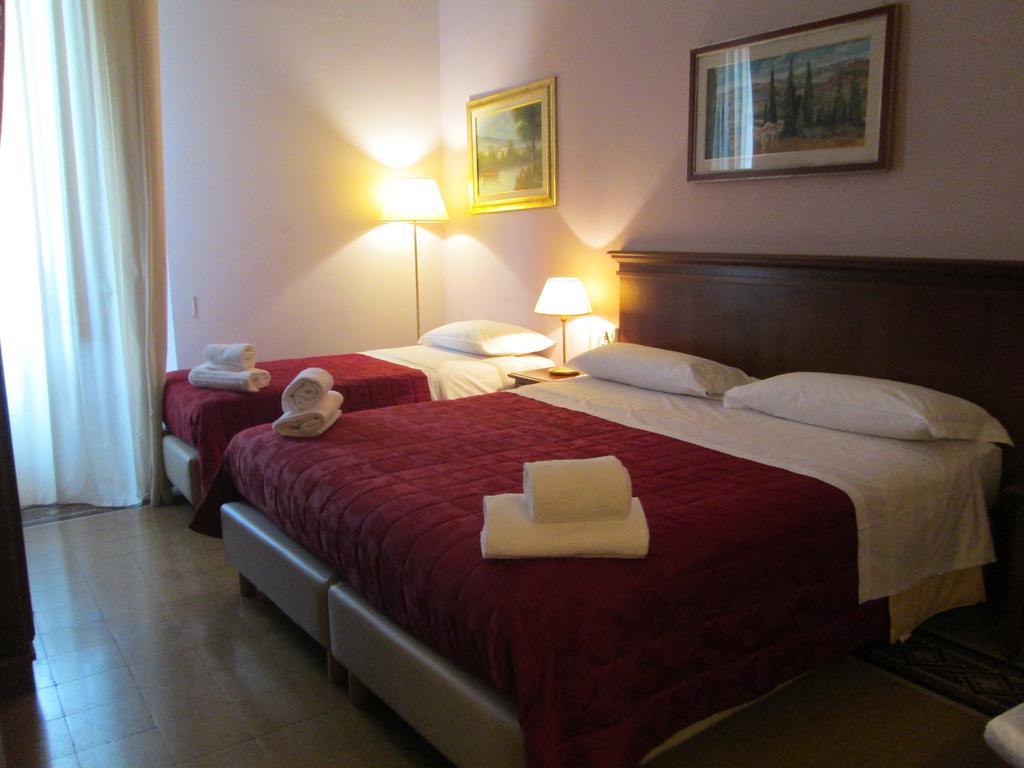 Astrid Hotel 3*