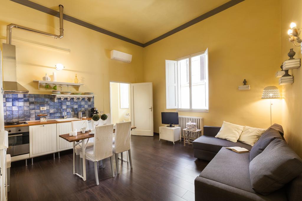 Apartment Number11 *