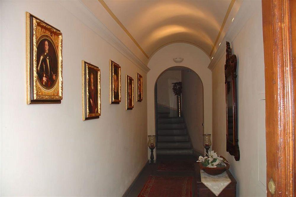 Bed & Breakfast Residenza D'epoca In Piazza Della Signoria Florence