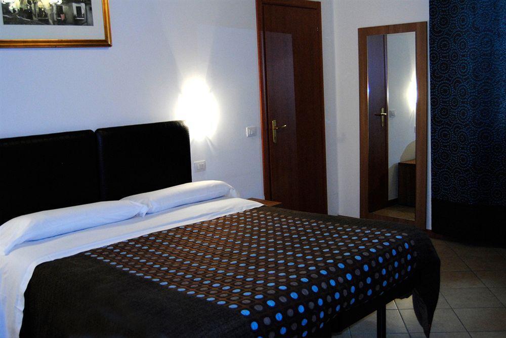 Adelaide House Guest house