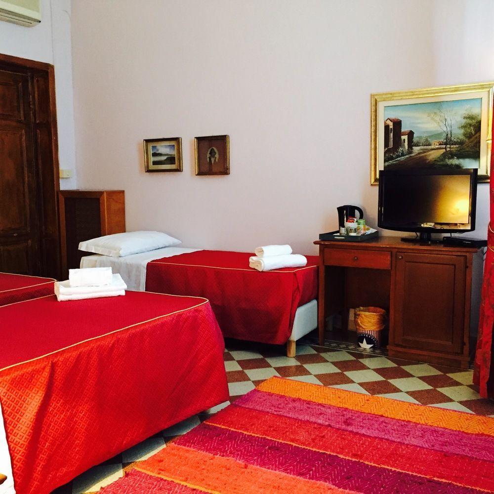 Astrid Hotel 3*
