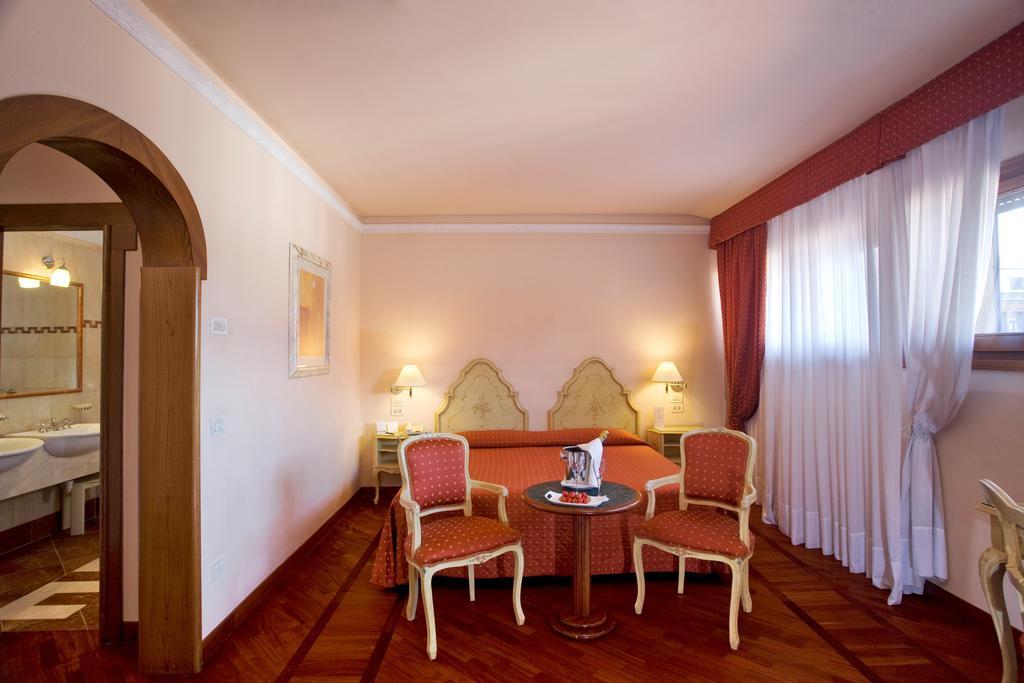 Hotel Pierre Florença