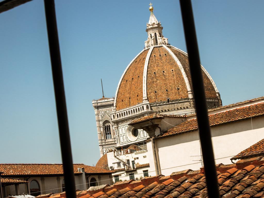 - Pergola Duomo View * Florenz