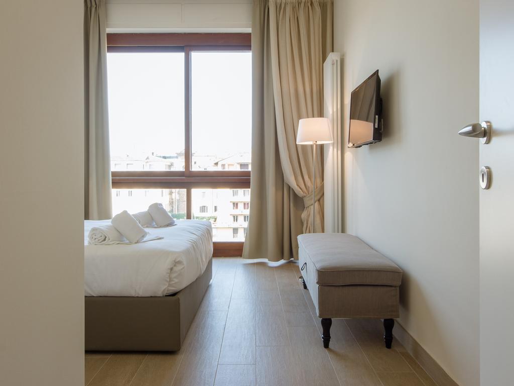 - Ponte Vecchio Exclusive Apartment *