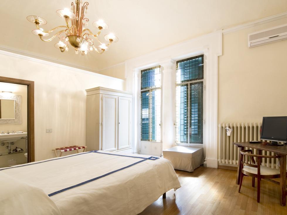 Couette-café Rondinelli Florence