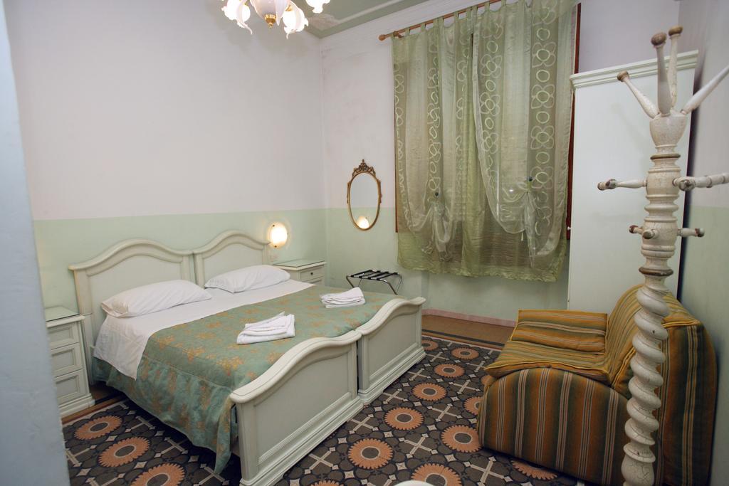 Hotel Desiree Florence