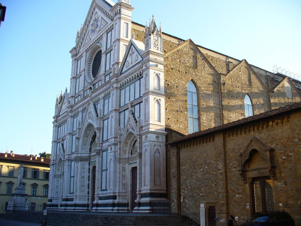 Santa Croce Garden Florenz