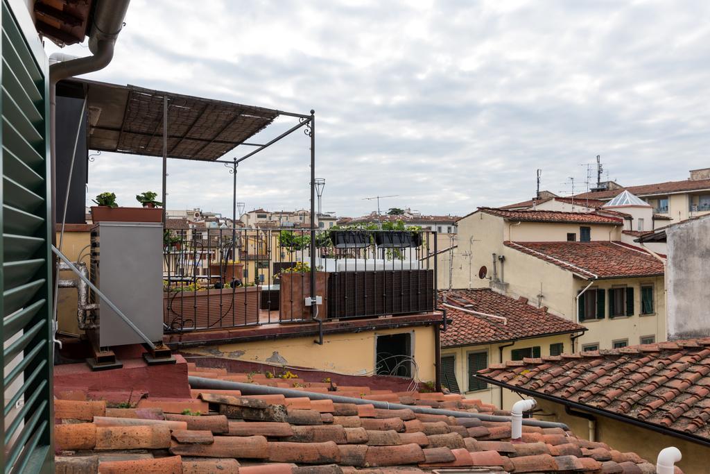 Charming Attic Niche Apartment Florence