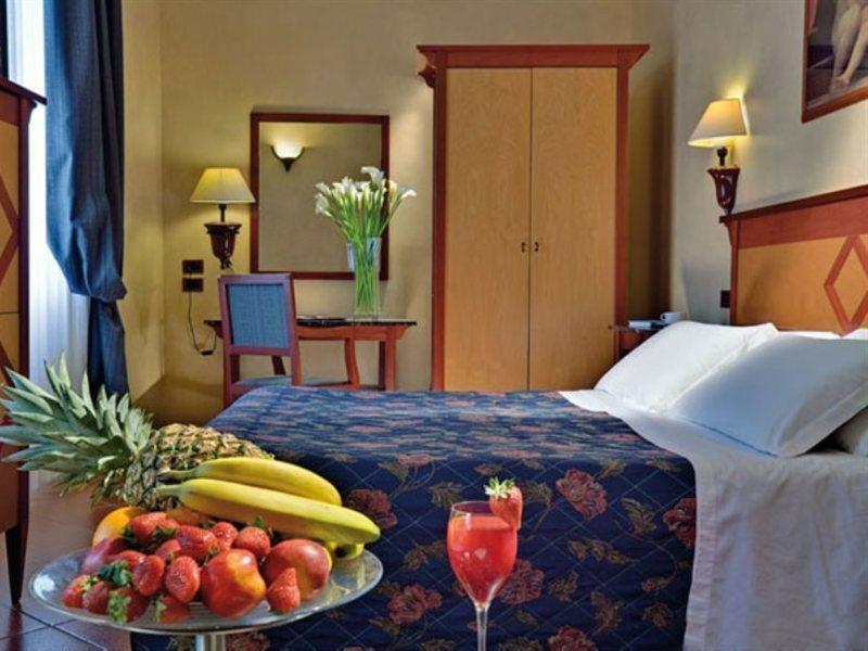 Corona D'italia 3* Florence