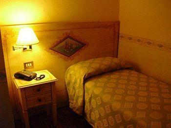 Andrea Hotel 3*
