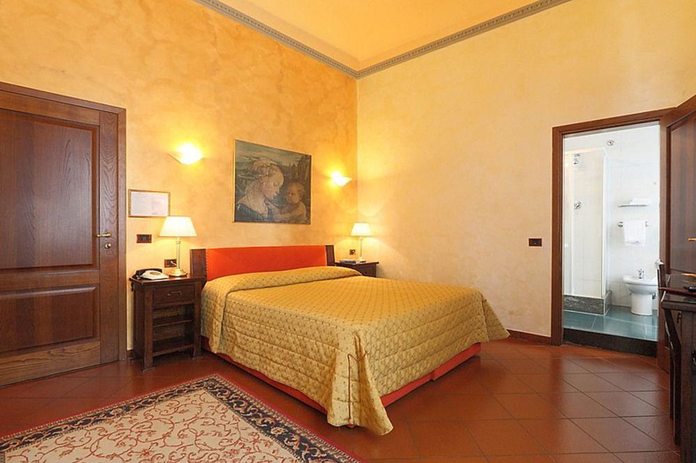 Delle Tele 3* Florence