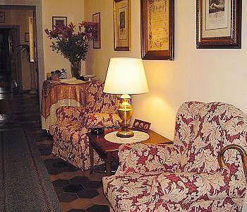Bellevue House 3*