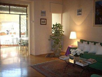 Capri Moon Guest house
