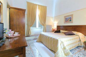 Residenza Maglioni Al Battistero 2*