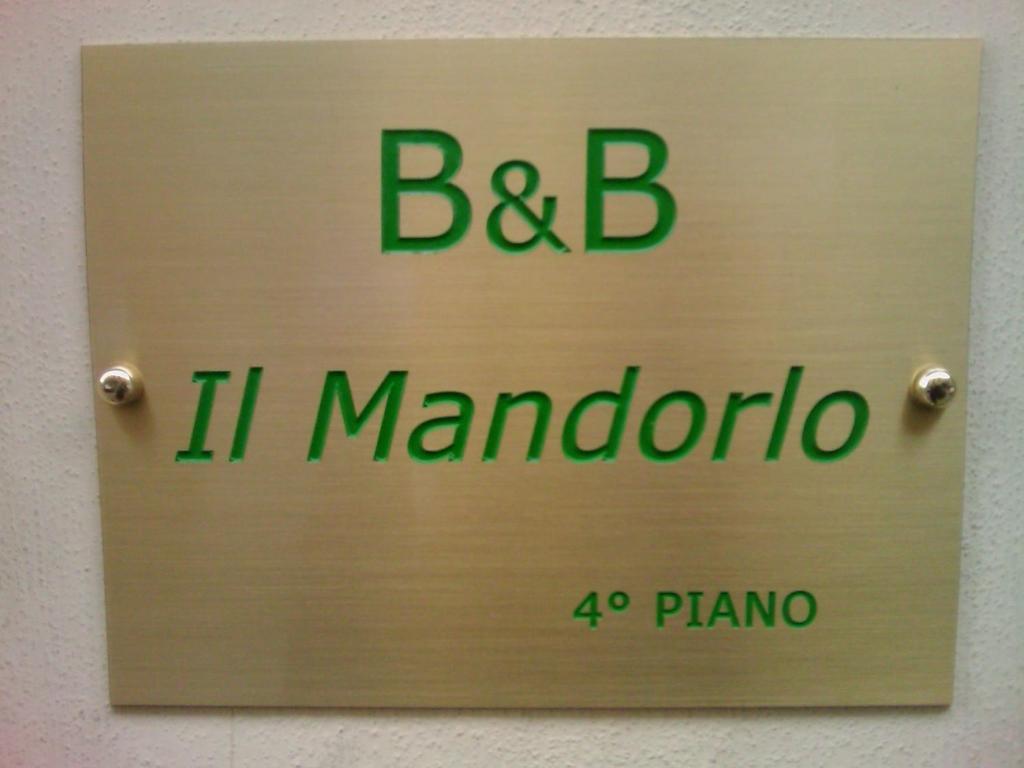 Il Mandorlo Bed & Breakfast *