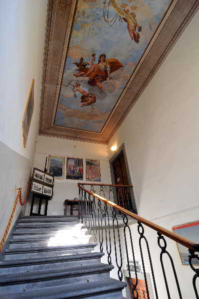 Bellevue House Guest house