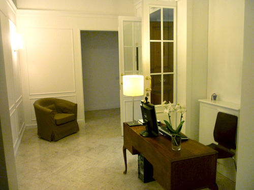 Hotel Canada *