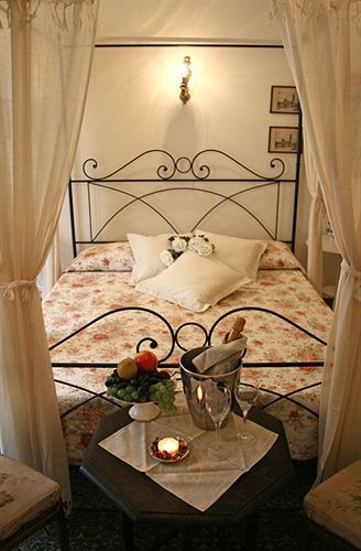 1900 Artevita Bed & Breakfast
